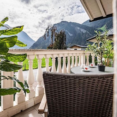 Gaestehaus Wiesengrund & Apart Sporer ไมย์อาโฮเฟิน ภายนอก รูปภาพ